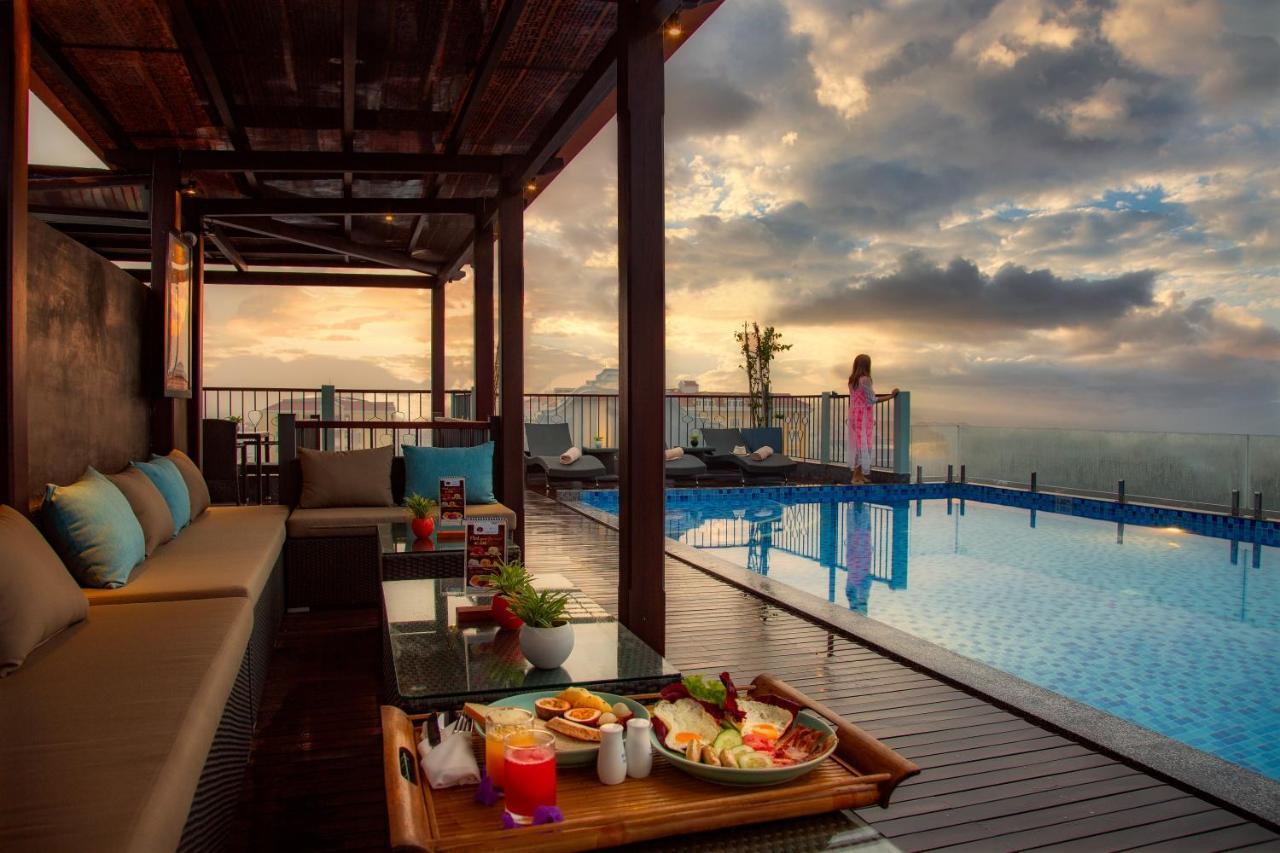 会安舒适精致精品酒店 外观 照片 The pool at the hotel